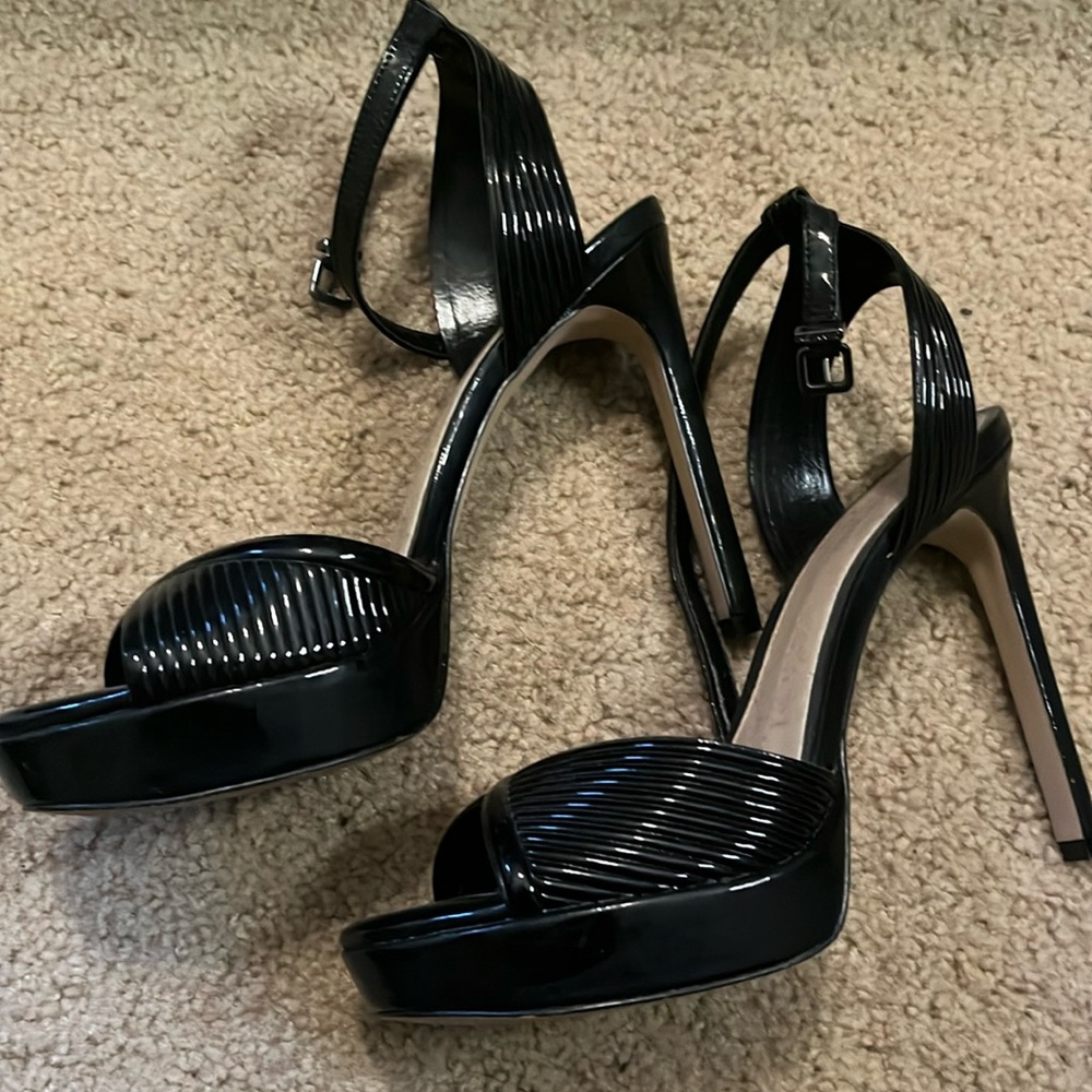 Gianni Bini Black Heels